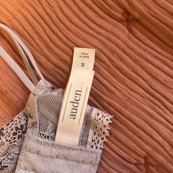 auden bralette 🪻 - Picture 4 of 4